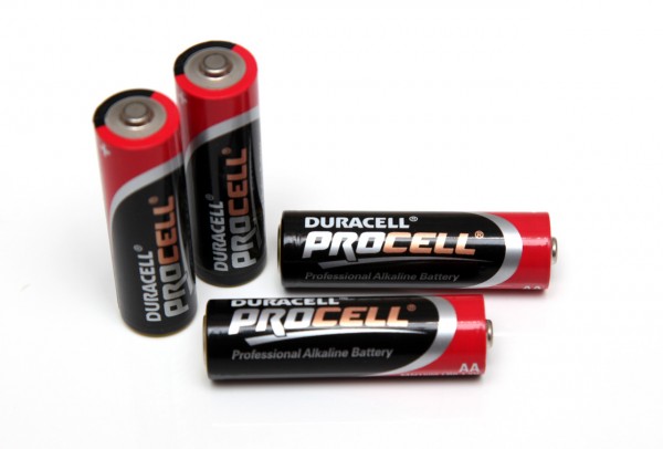 1-5v-aa-duracell-procell-alkaline-battery