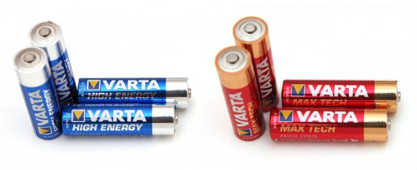 1-5v-aa-varta-high-energy-vs-varta-max-tech-alkaline-batteries