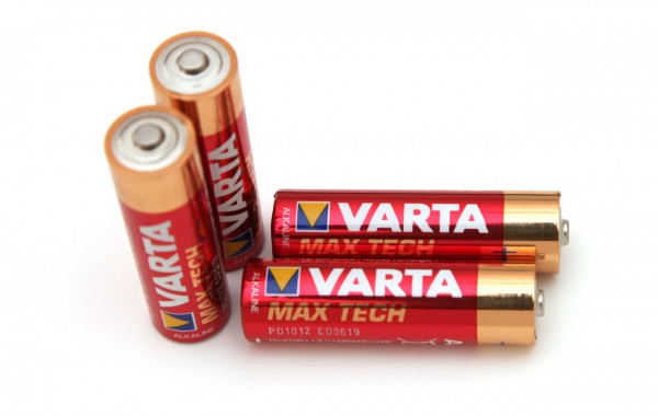 1-5v-aa-varta-max-tech-alkaline-battery