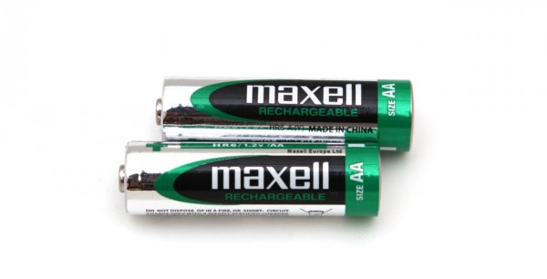 1-2v-aa-2300-mah-maxell-rechargeable-nimh-battery