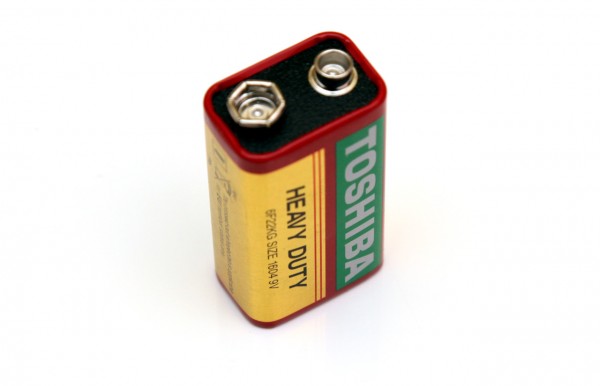 9v-toshiba-heavy-duty-battery