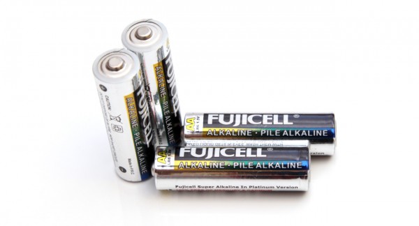 1-5v-aa-fujicell-alkaline-battery